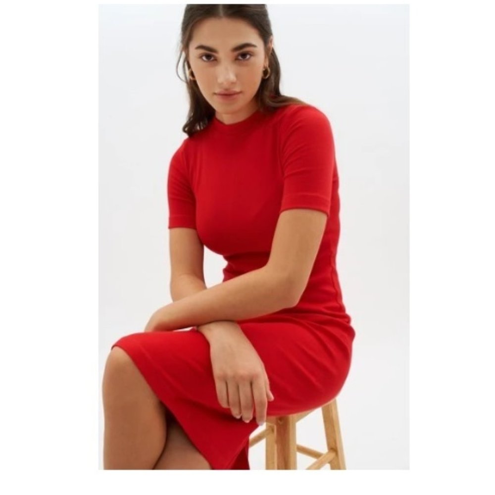 💚Kotn Poppy Red Mock Neck Ribbed Dress